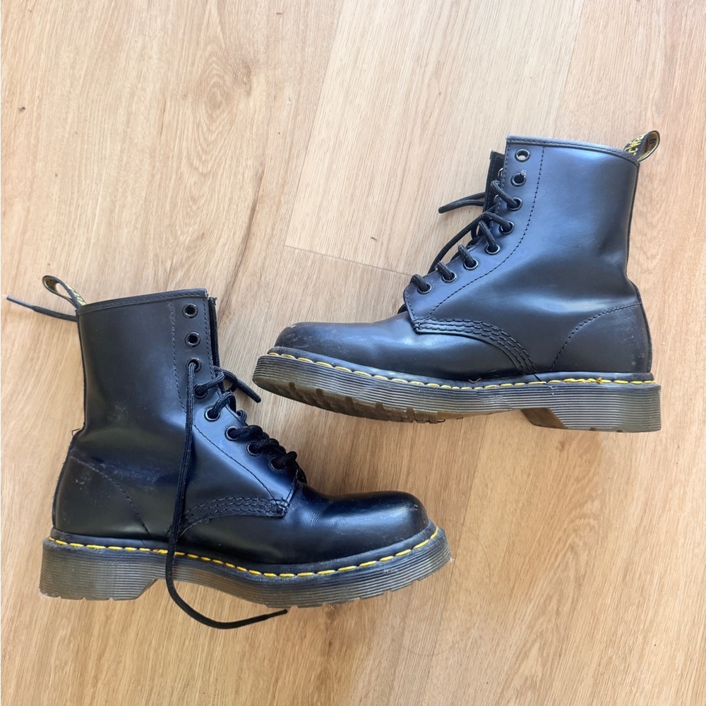 Classic Dr Marten Boots